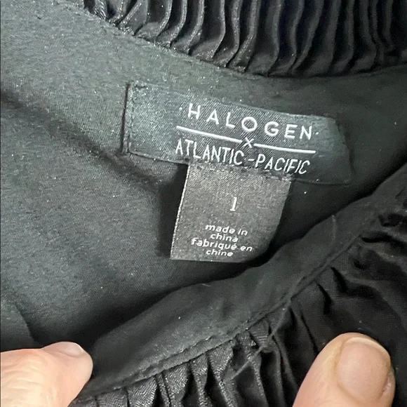 NEW Halogen X Atlantic-Pacific Large Pleated Asymmetrical Gold Black Lame Blouse - Picture 14 of 16